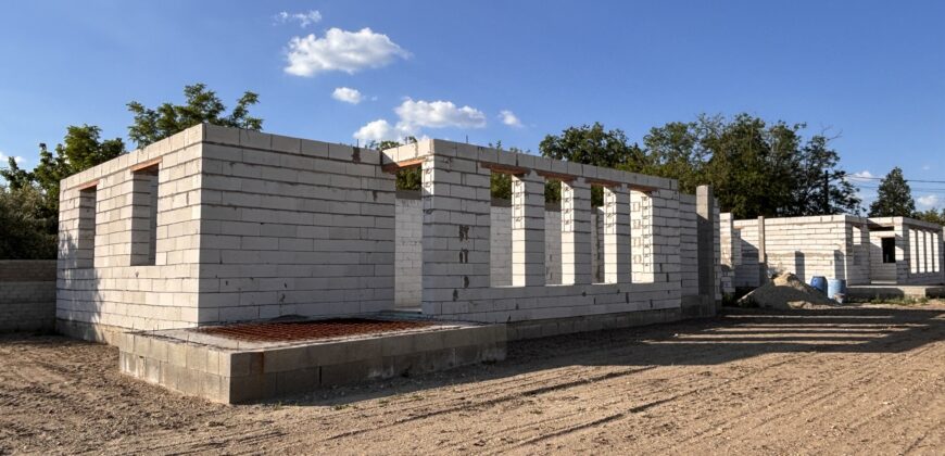 Dunavarsányban, új építésű, nettó 118 m²-es, HÁTSÓ ikerházi lakás!