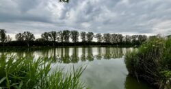 Milyen érzés lenne minden reggel a vízre és a természetre ébredni?
