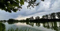 Milyen érzés lenne minden reggel a vízre és a természetre ébredni?